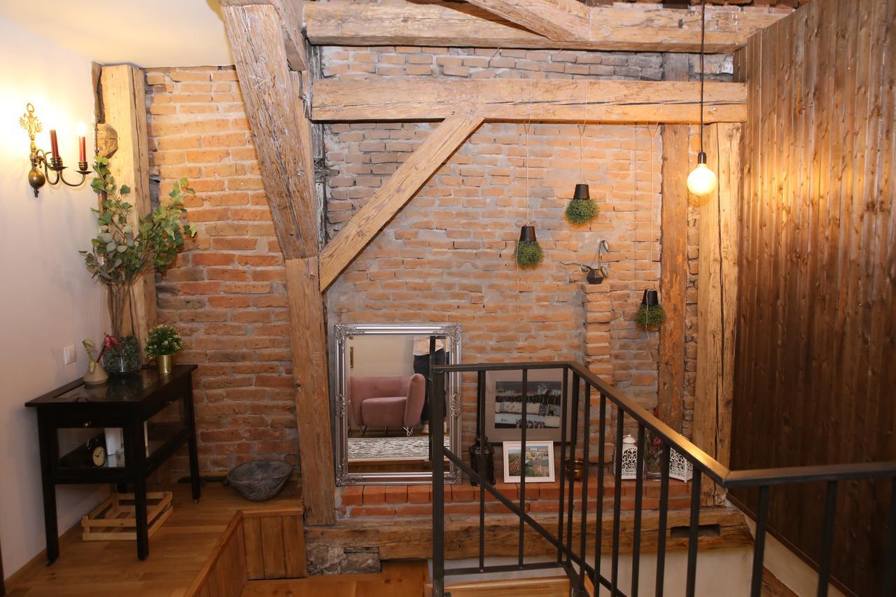 Wood House Republicii Hotel Брашов Екстериор снимка