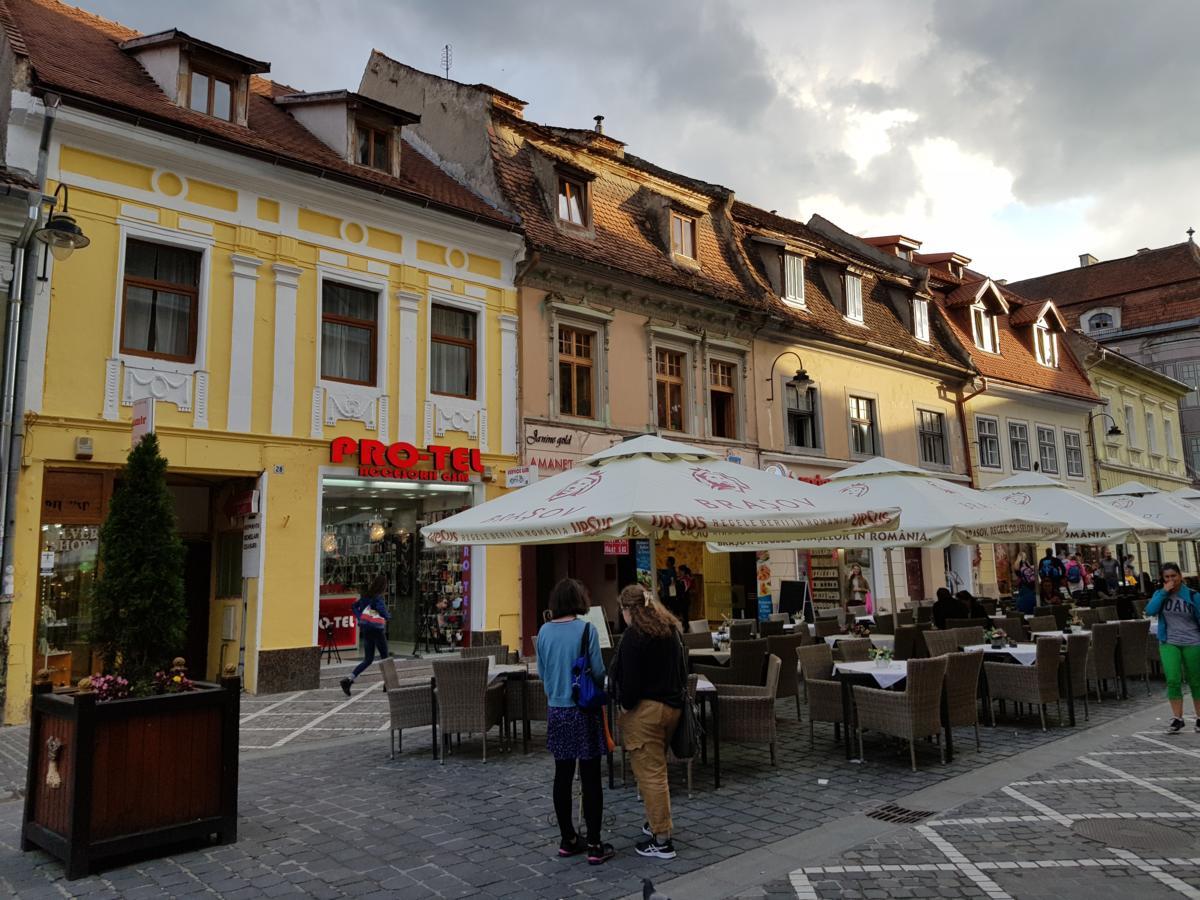 Wood House Republicii Hotel Брашов Екстериор снимка